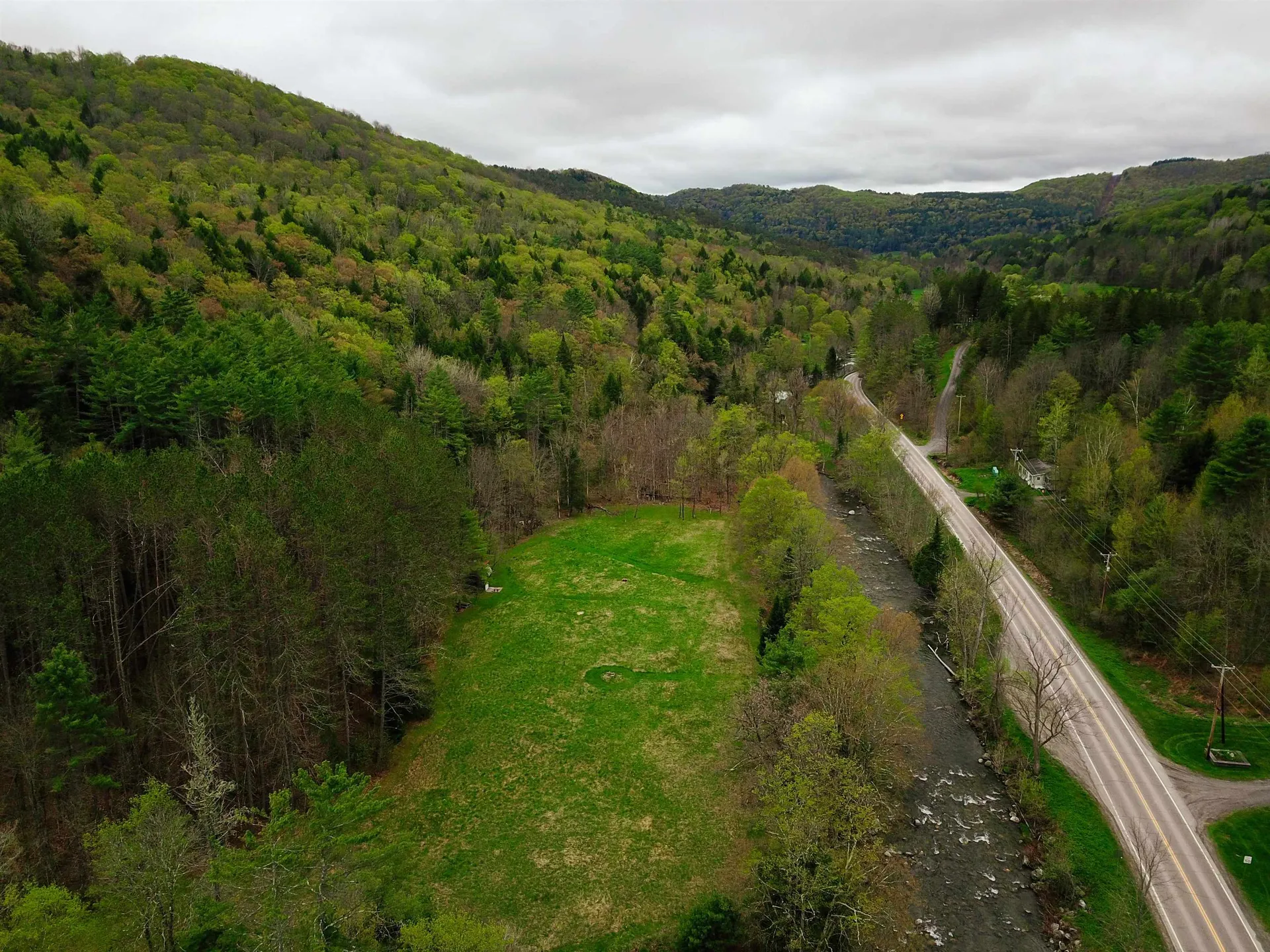 12 Meadowbrook Lane Chelsea VT 05038