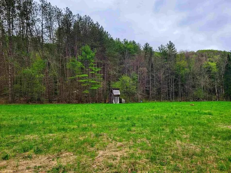 12 Meadowbrook Lane Chelsea VT 05038