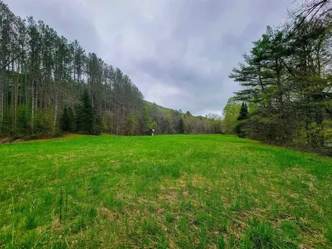 12 Meadowbrook Lane Chelsea VT 05038