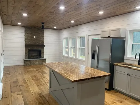 31 Owen Drive Littleton NH 03561