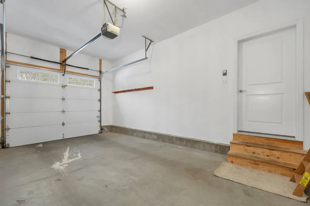 37 Birch Circle Brentwood NH 03833