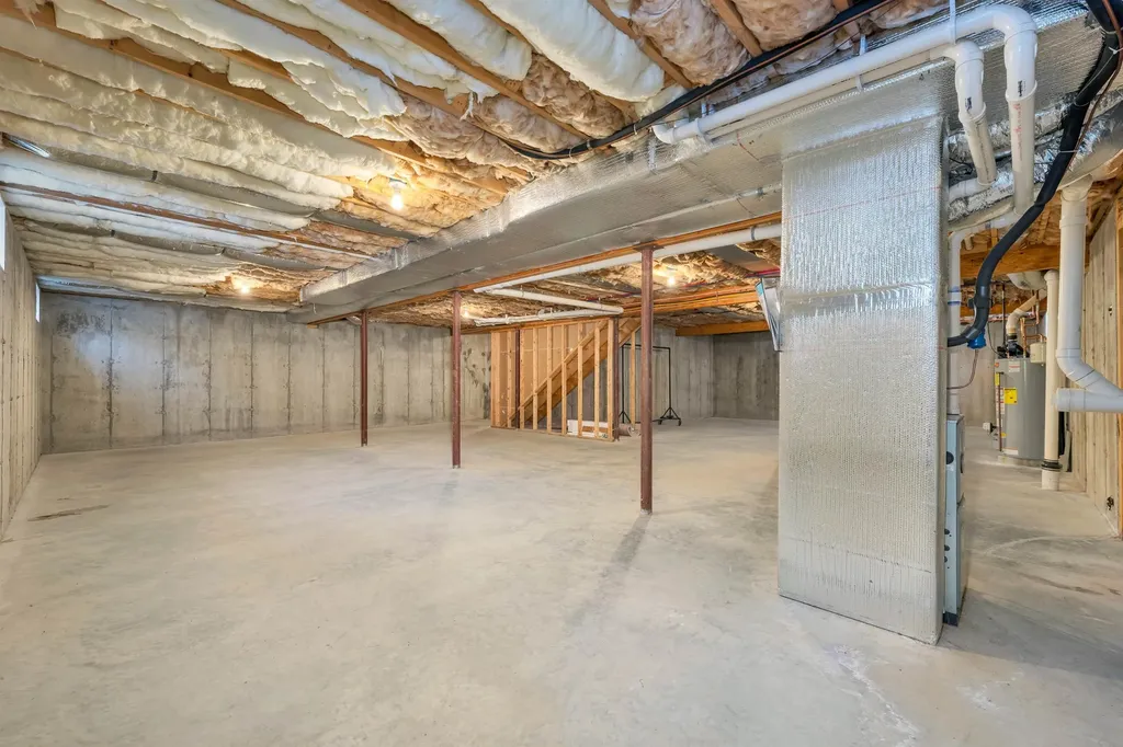 37 Birch Circle Brentwood NH 03833