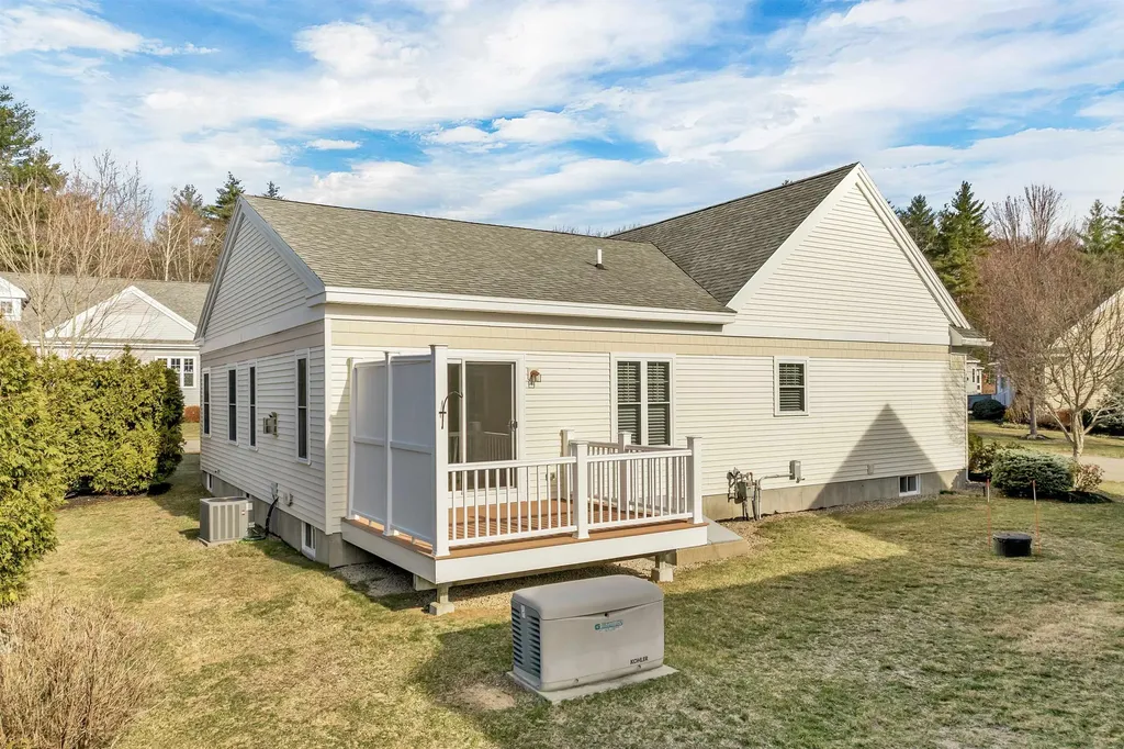 37 Birch Circle Brentwood NH 03833