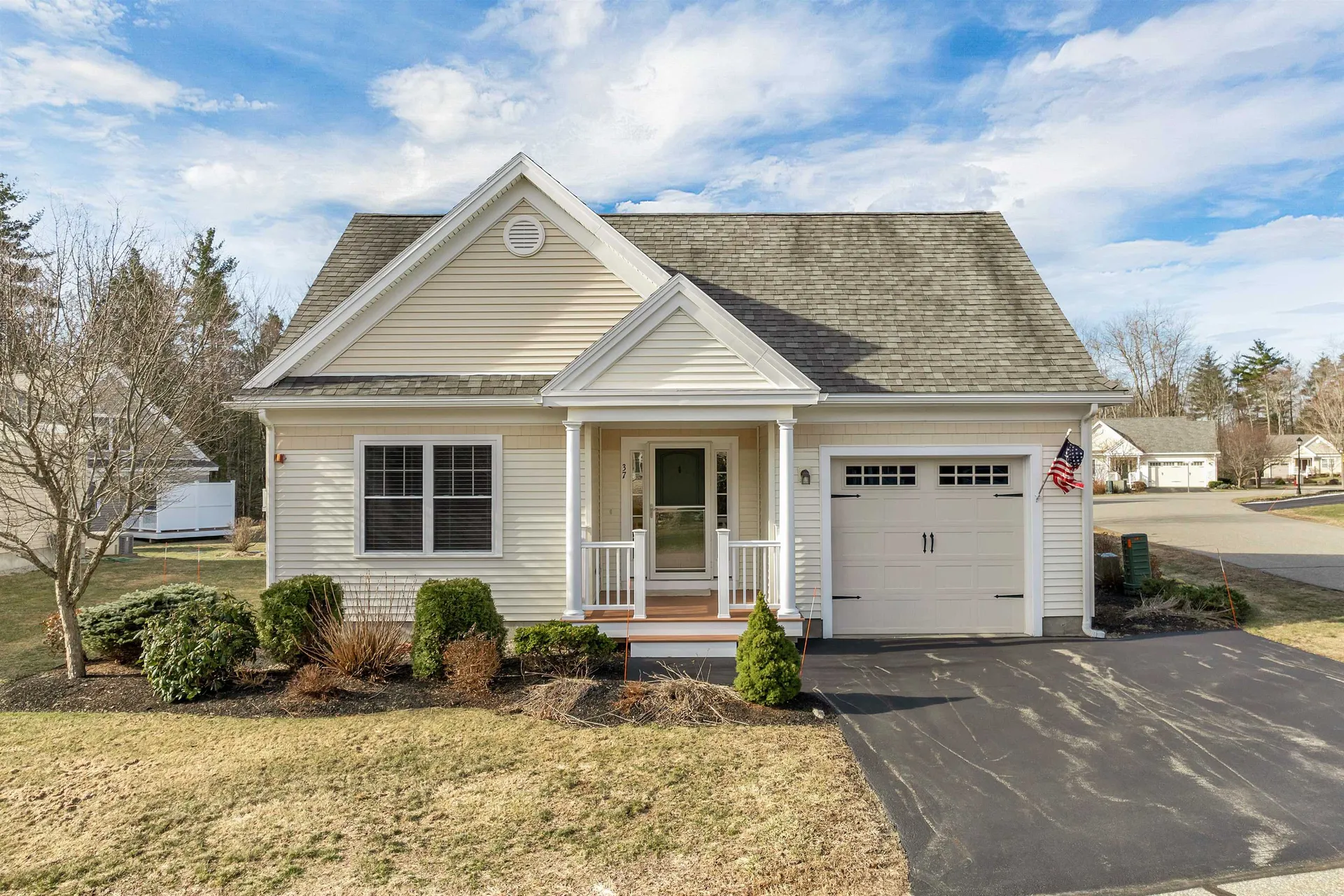 37 Birch Circle Brentwood NH 03833