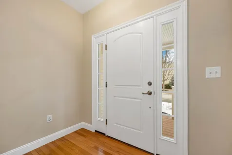 37 Birch Circle Brentwood NH 03833