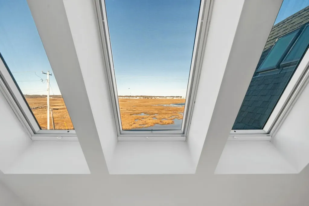 10 Anchor Street Hampton NH 03842