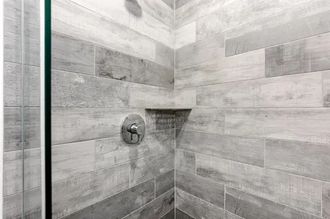 10 Anchor Street Hampton NH 03842