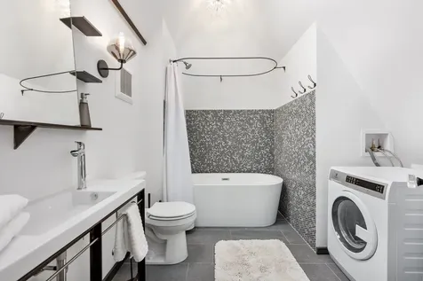 10 Anchor Street Hampton NH 03842