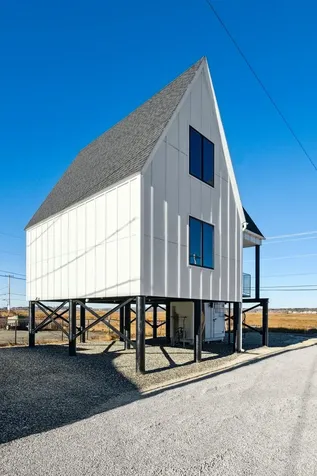 10 Anchor Street Hampton NH 03842