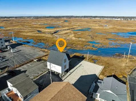 10 Anchor Street Hampton NH 03842