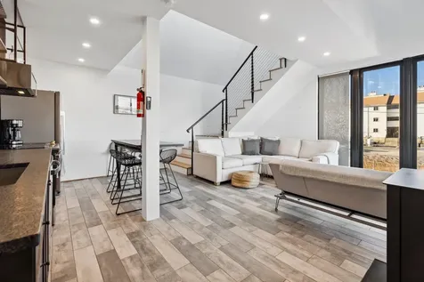 10 Anchor Street Hampton NH 03842