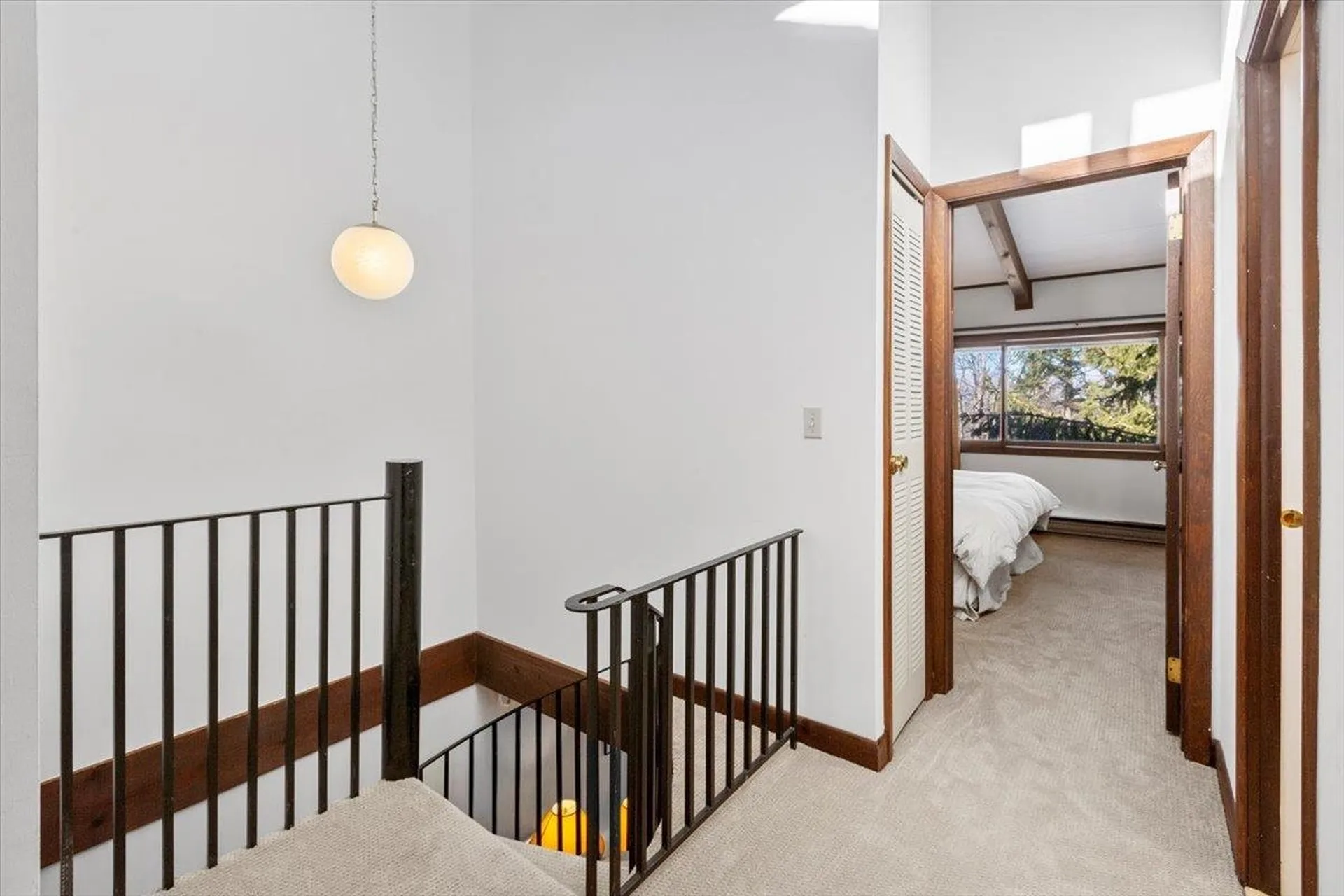 21 Stratton West Road Winhall VT 05340