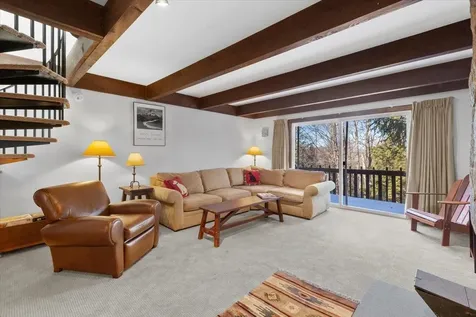 21 Stratton West Road Winhall VT 05340