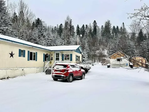 23 East Colebrook Road Colebrook NH 03576