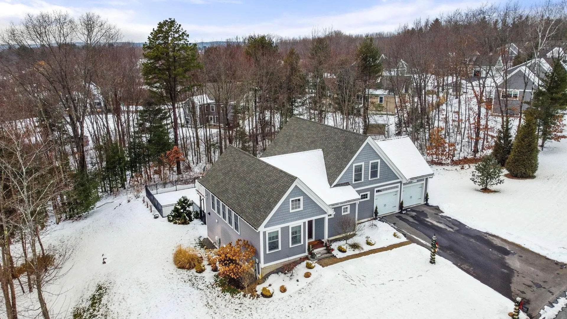 63 Grouse Run Pelham NH 03076