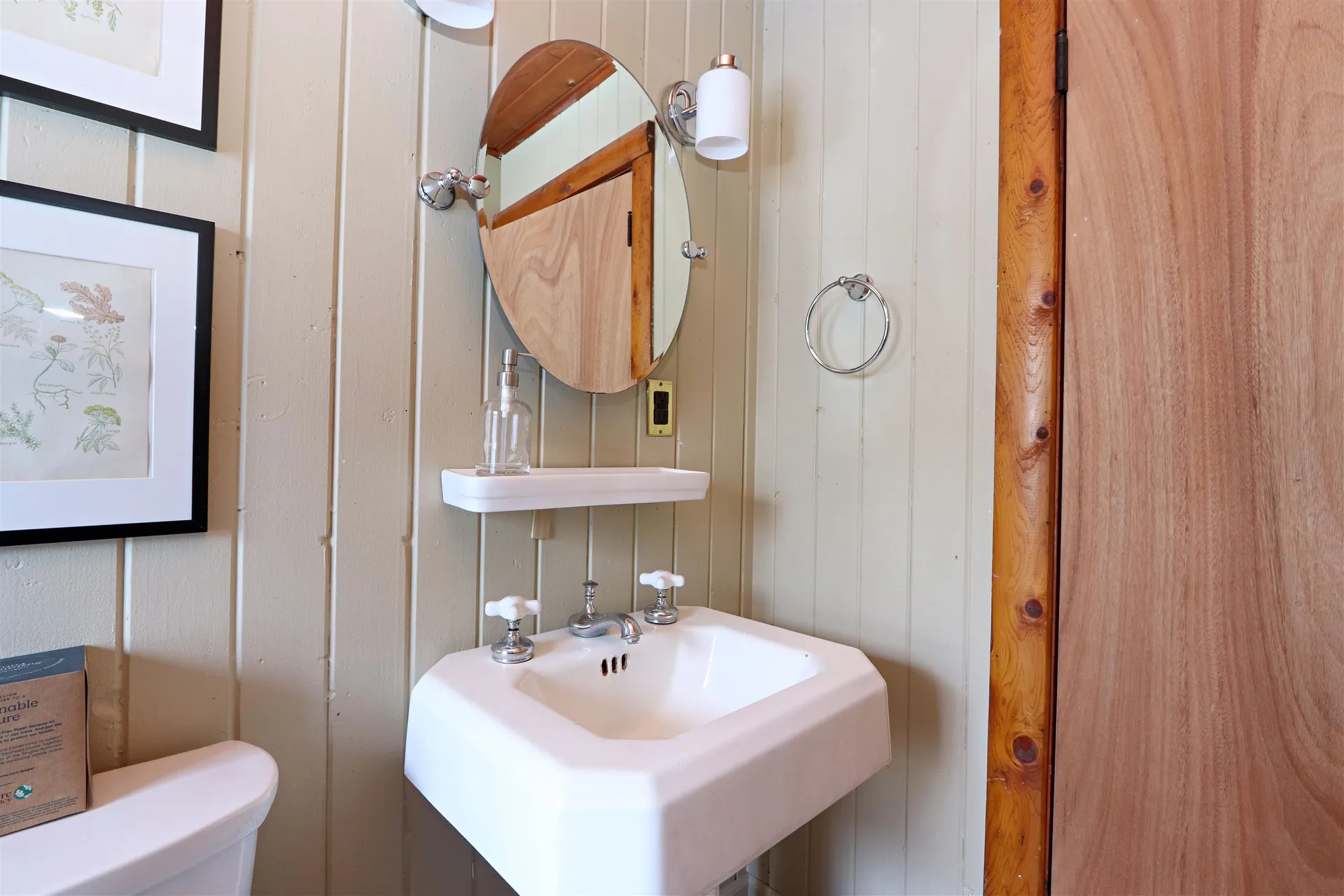 829 Cotton Road Lyndon VT 05851