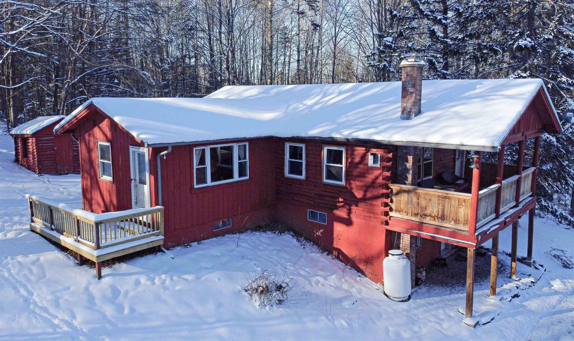 829 Cotton Road Lyndon VT 05851