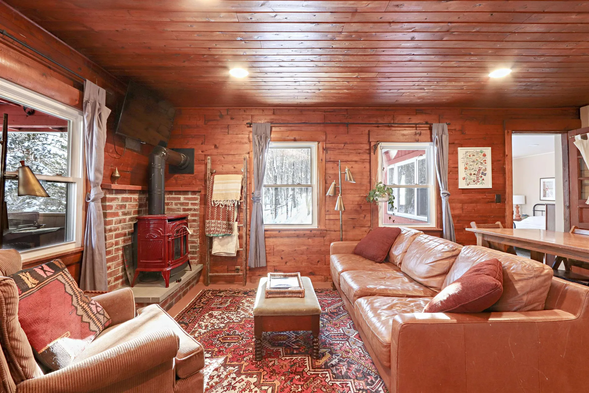 829 Cotton Road Lyndon VT 05851