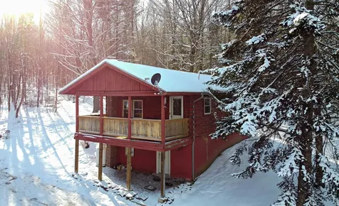 829 Cotton Road Lyndon VT 05851