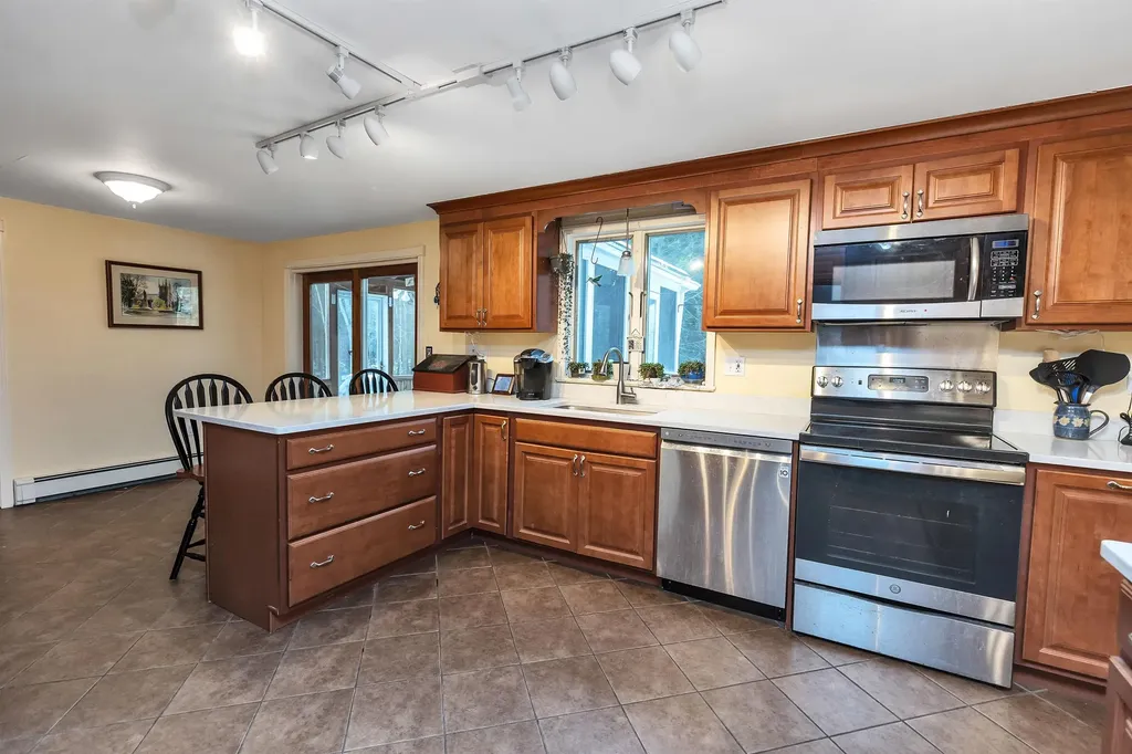 147 Darling Road Keene NH 03431