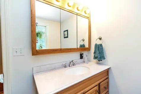 147 Darling Road Keene NH 03431