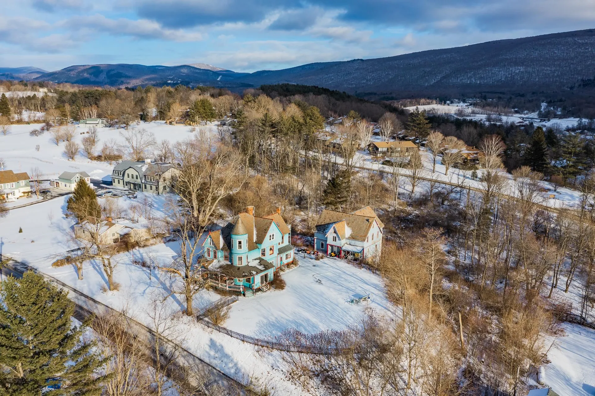 216 Highland Avenue Manchester VT 05255