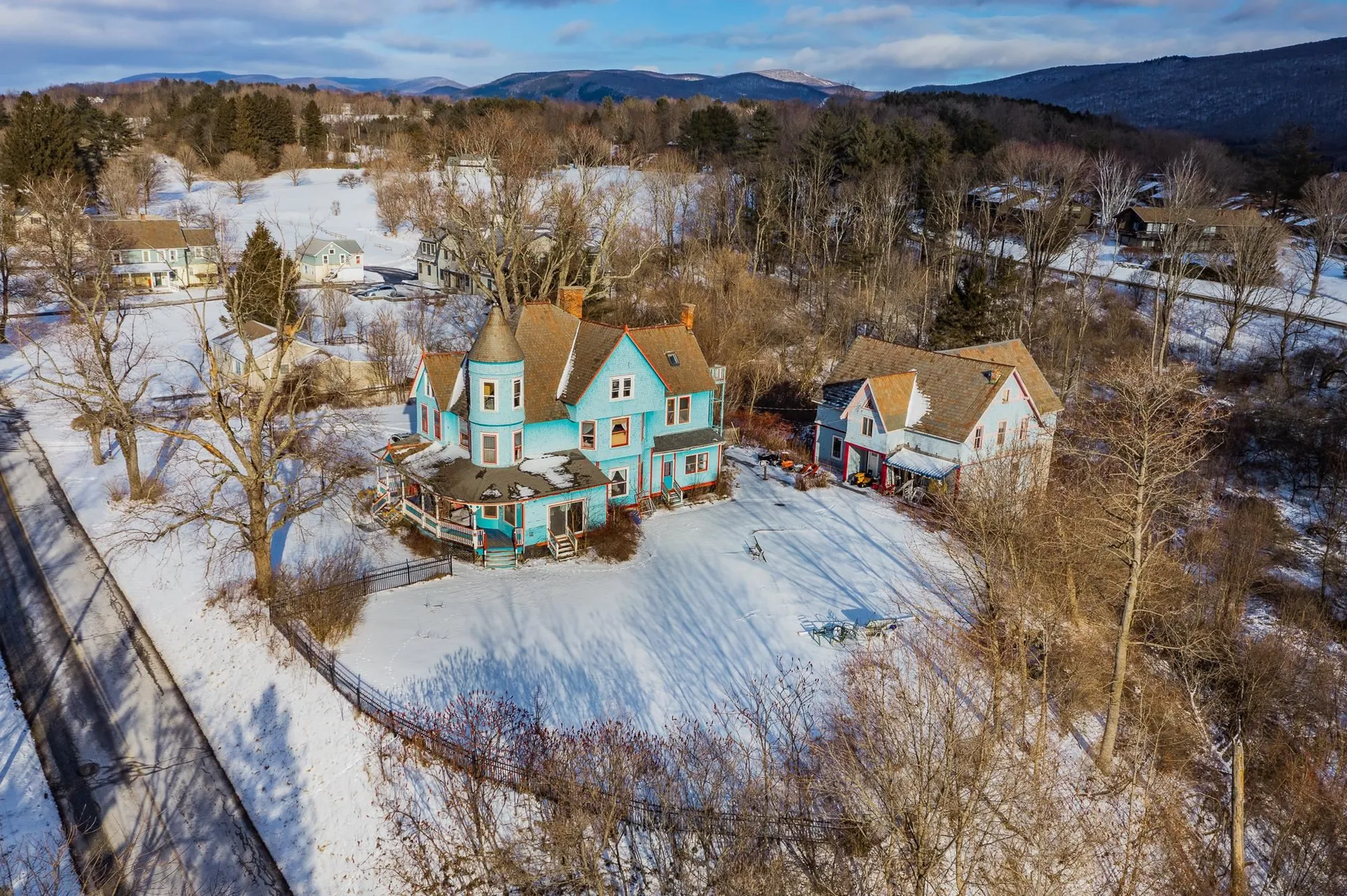 216 Highland Avenue Manchester VT 05255