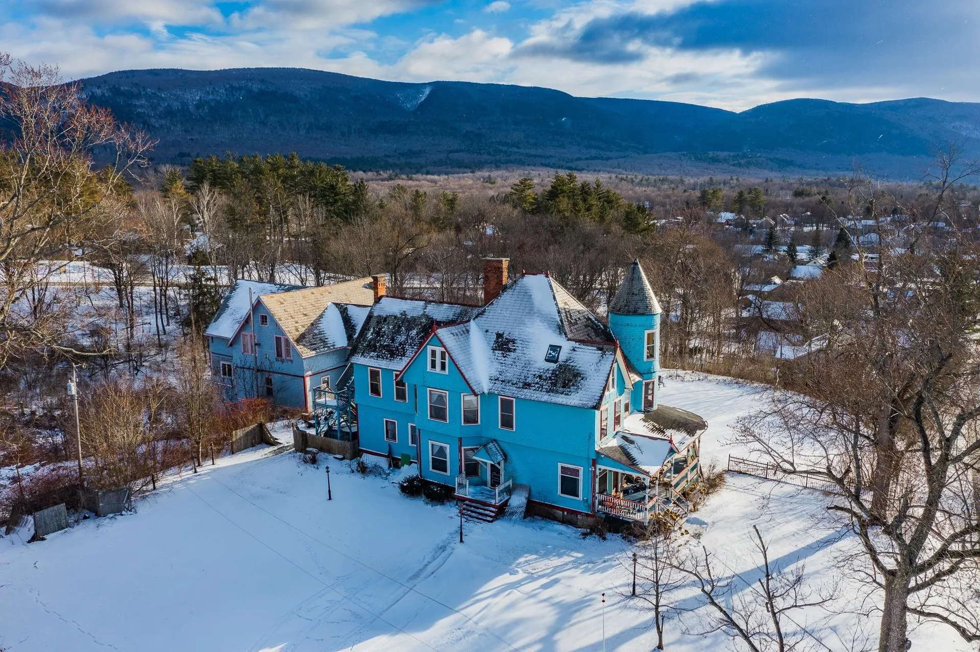 216 Highland Avenue Manchester VT 05255