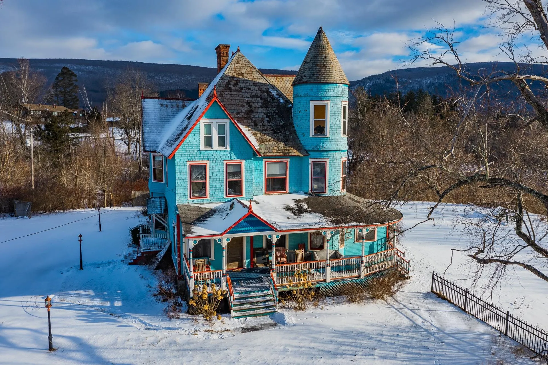 216 Highland Avenue Manchester VT 05255