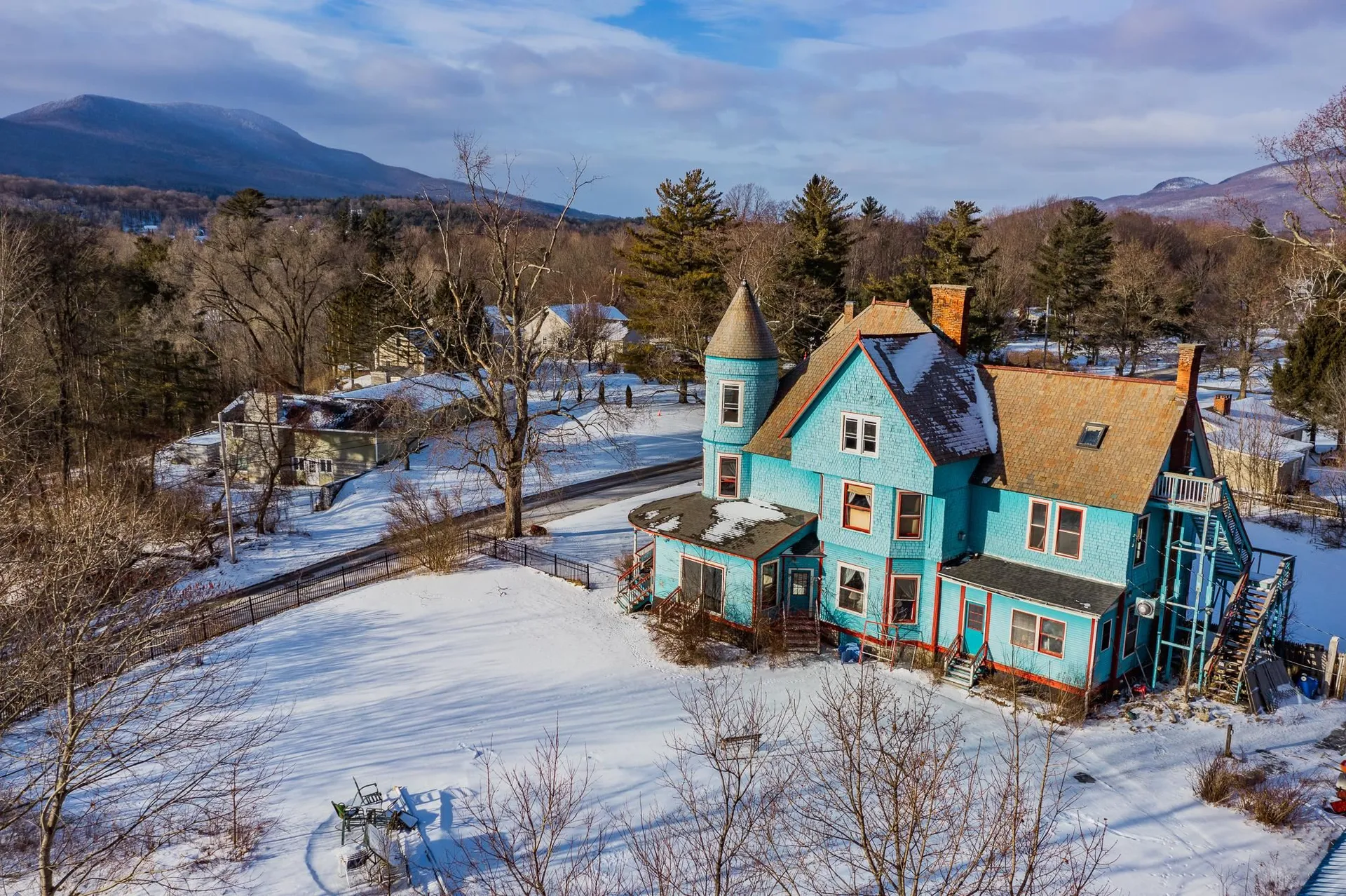 216 Highland Avenue Manchester VT 05255