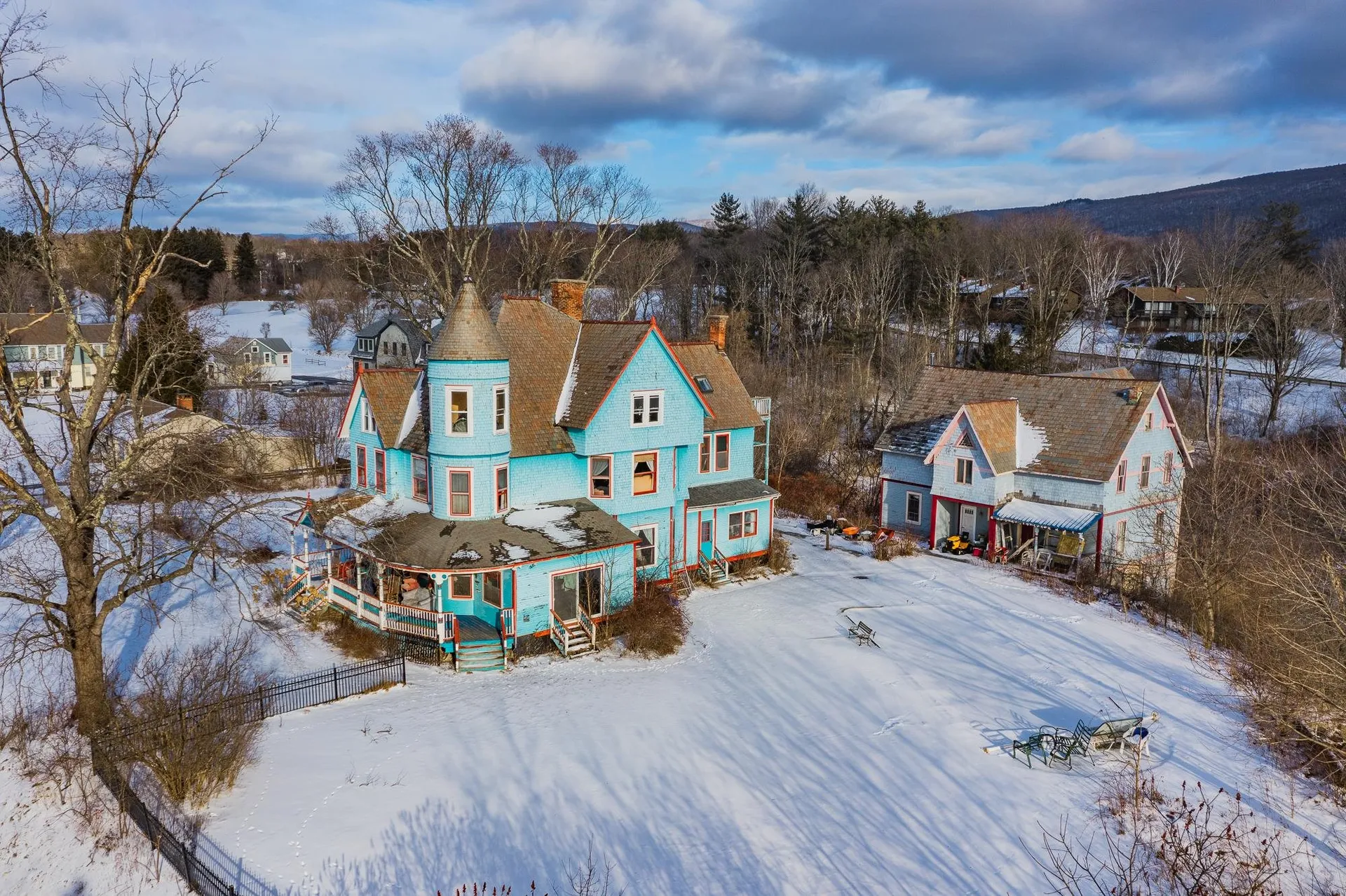 216 Highland Avenue Manchester VT 05255