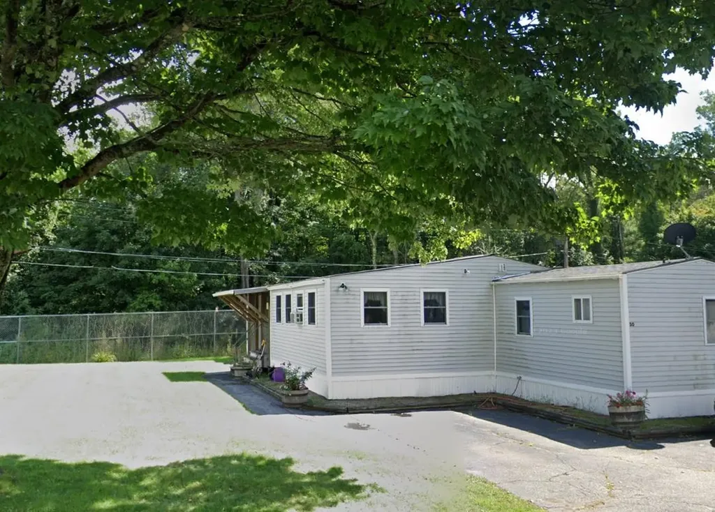 30 Longmeadow Drive Concord NH 03301