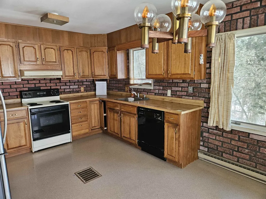 313 Jones Dock Road Bridport VT 05734