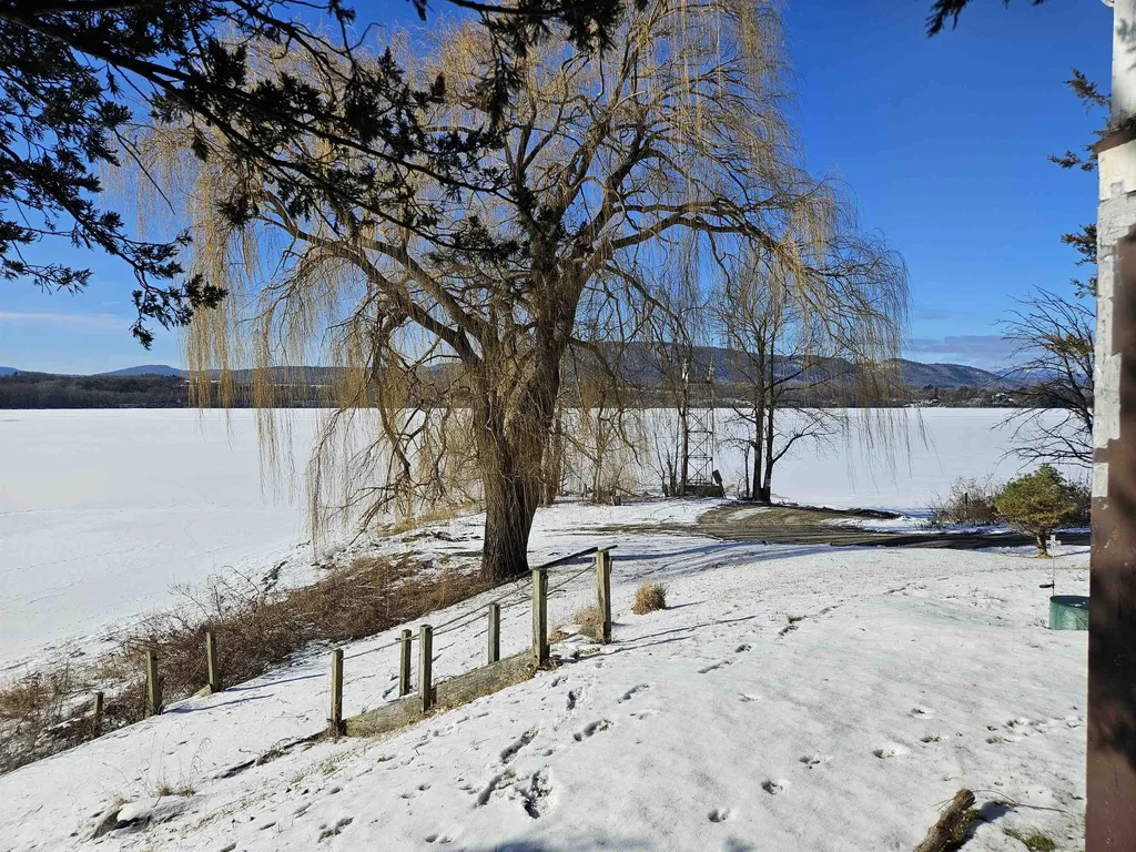 313 Jones Dock Road Bridport VT 05734