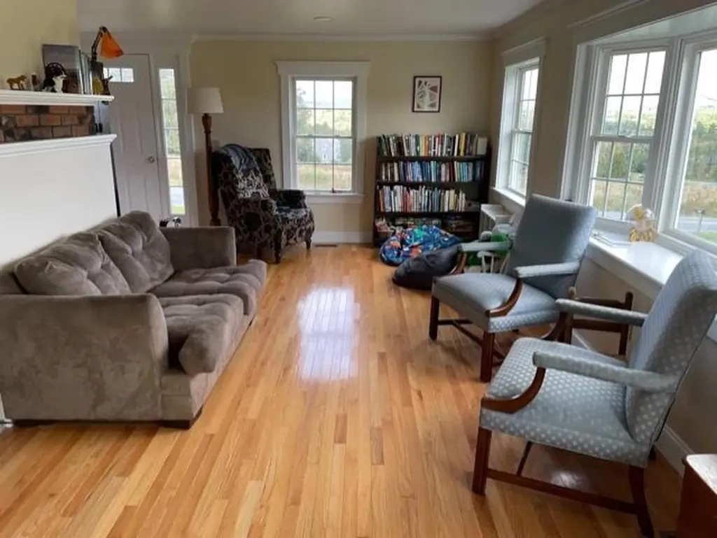 997 King Hill Road New London NH 03257