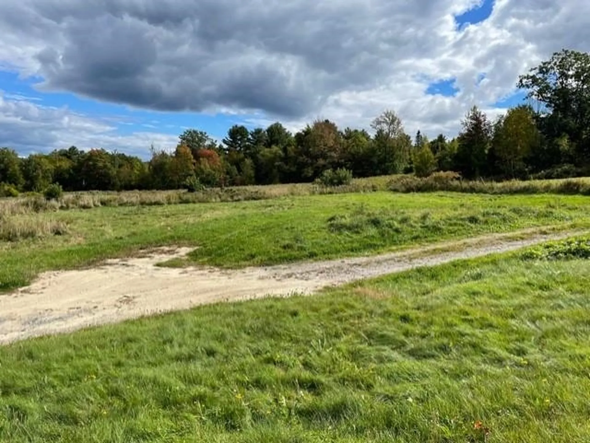 997 King Hill Road New London NH 03257