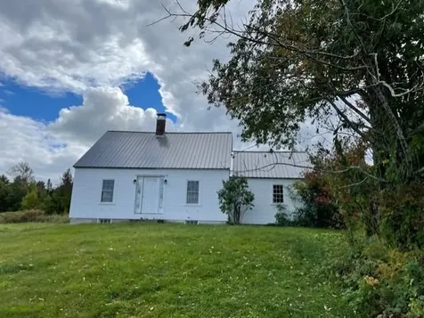 997 King Hill Road New London NH 03257