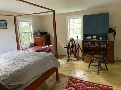 997 King Hill Road New London NH 03257