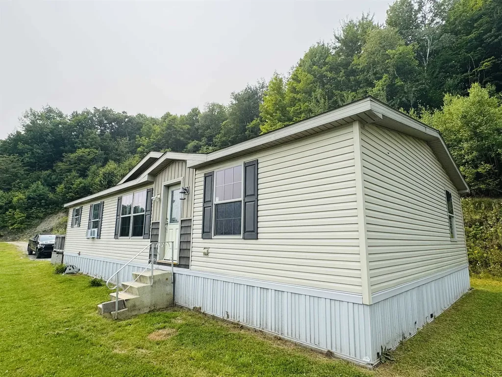 670 Simino Lane Irasburg VT 05845