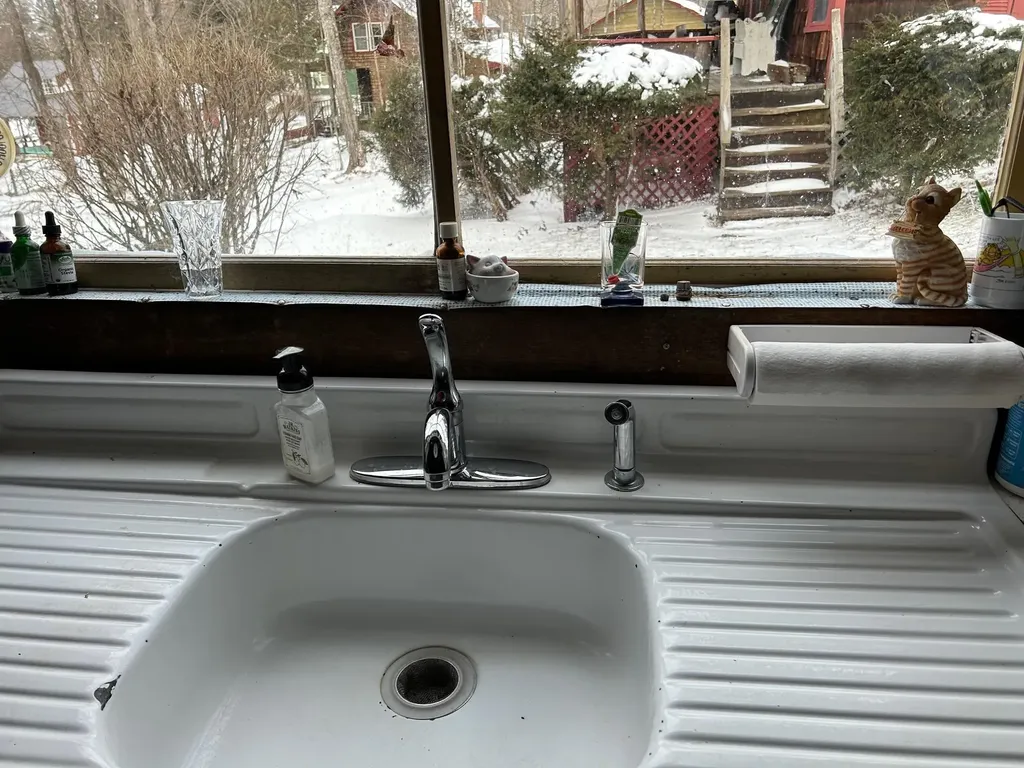 104 North Winnimere Road Greensboro VT 05841