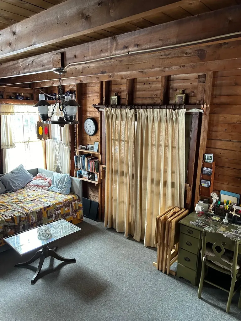 104 North Winnimere Road Greensboro VT 05841