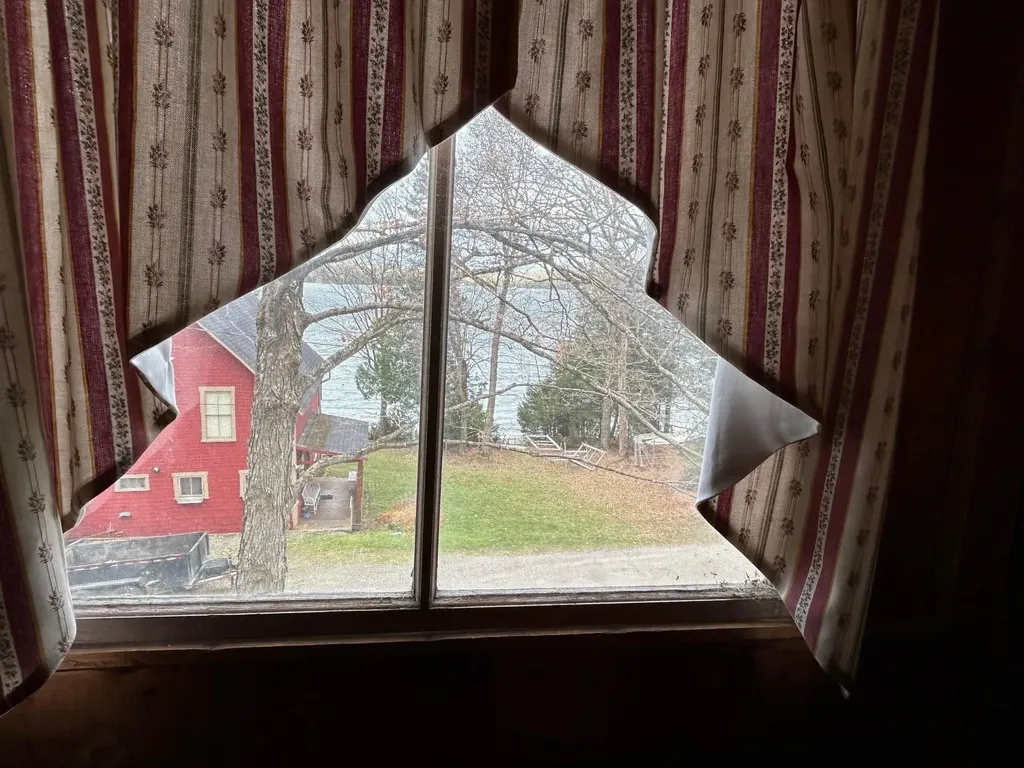 104 North Winnimere Road Greensboro VT 05841