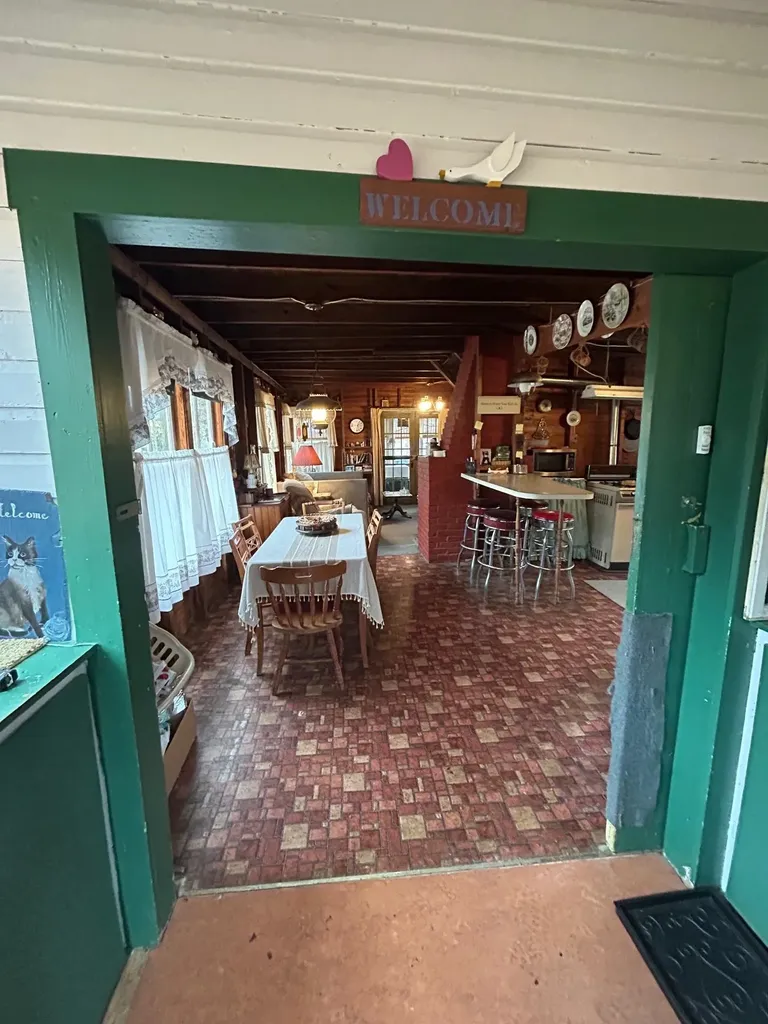 104 North Winnimere Road Greensboro VT 05841