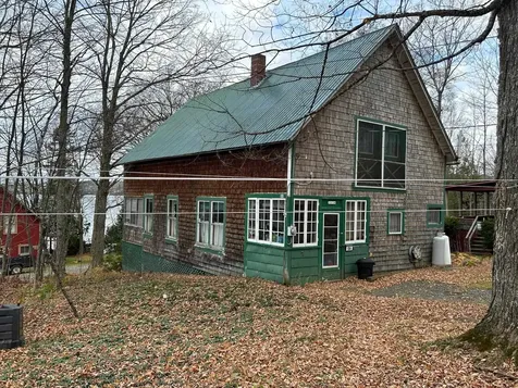 104 North Winnimere Road Greensboro VT 05841