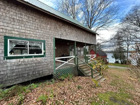 104 North Winnimere Road Greensboro VT 05841