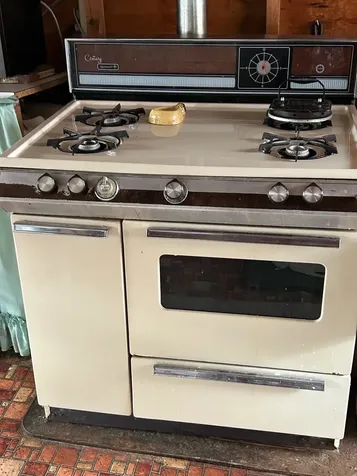 104 North Winnimere Road Greensboro VT 05841