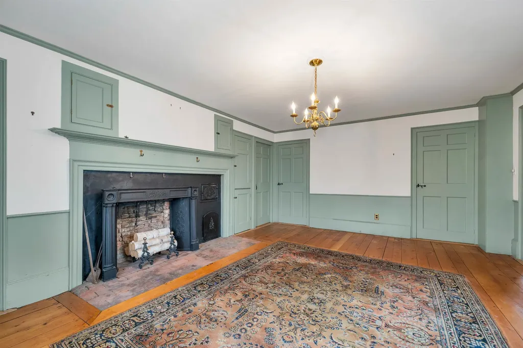 280 Meetinghouse Hill Road Farmington NH 03835