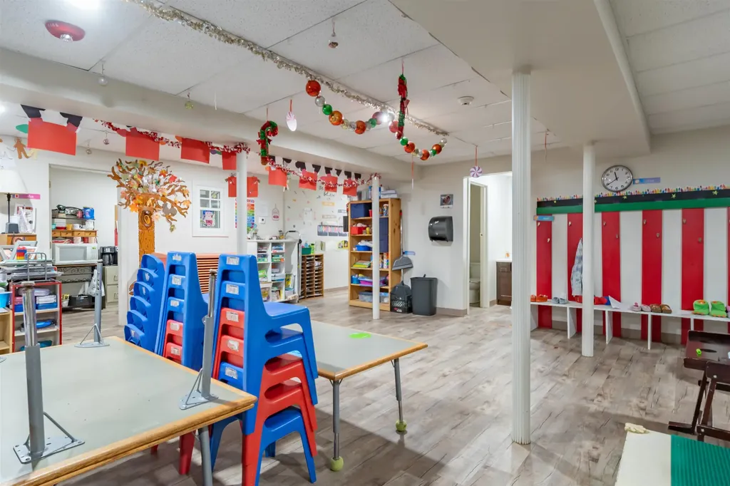 92 Woodbury Road Weare NH 03281