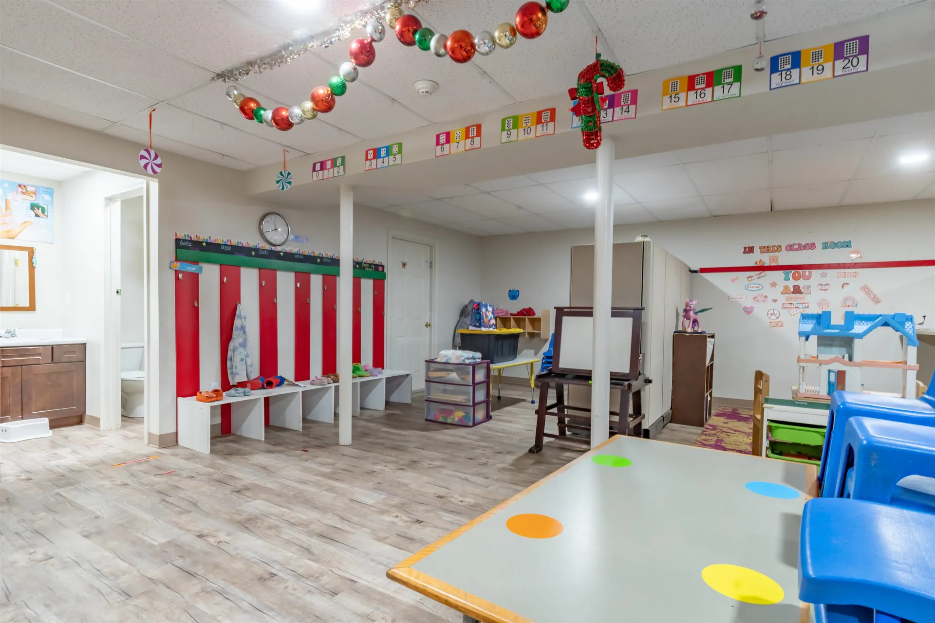 92 Woodbury Road Weare NH 03281