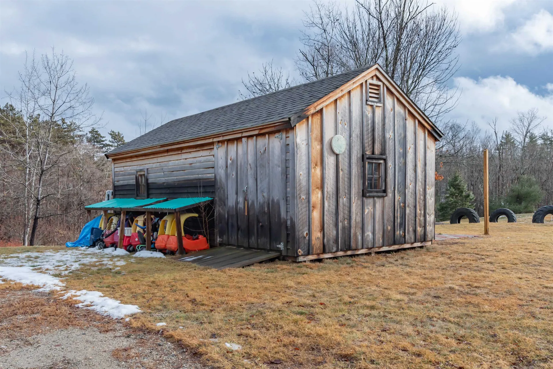 92 Woodbury Road Weare NH 03281